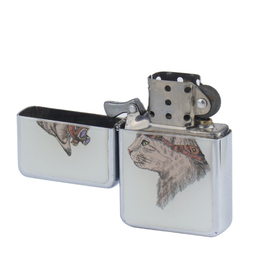 Tasman - Gasoline lighter - Cat - Q310096