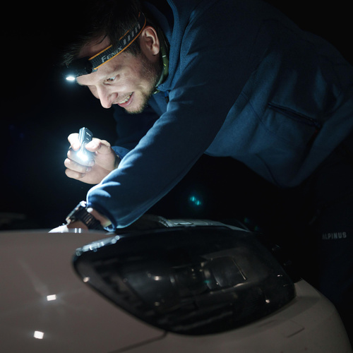 Fenix - Keychain Flashlight E06R - 700 lm - UV/Laser - USB-C - Magnet - Grey - E06R.12111