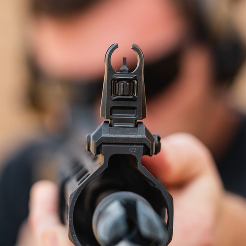 Magpul - Folding Front Sight Hooded MBUS Pro - QPQ Steel - Black - MAG1518-BLK