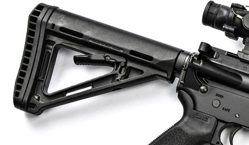 Magpul - MOE® Carbine Stock for AR-15 / M4 - Mil-Spec - Flat Dark Earth - MAG400 FDE