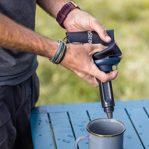LifeStraw - Peak Squeeze Bottle Folding Bottle - 0.65 L - Dark Mountain Gray