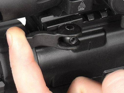 Leapers - Red Dot UTG DS3039W 3.9'' 30 mm - 4 MOA - Black - SCP-DS3039W