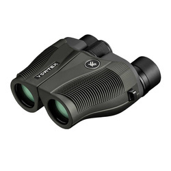Vortex Optics - Vanquish 8x26 Binoculars - VNQ-0826