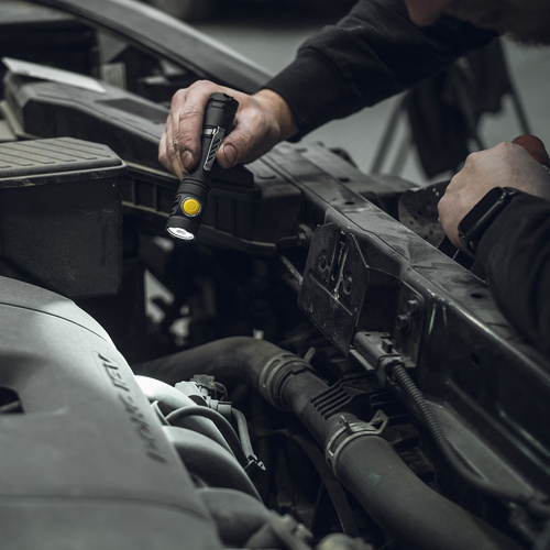 Armytek - LED Flashlight Partner C2 - White Light - 1100 lm - 18650 - Black - F07802C