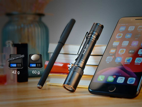 Fenix - E20 V2.0 Flashlight - 350 lumens