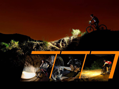 Fenix - LED bicycle flashlight - 2200 Lumen - Black - BC30 V2.0