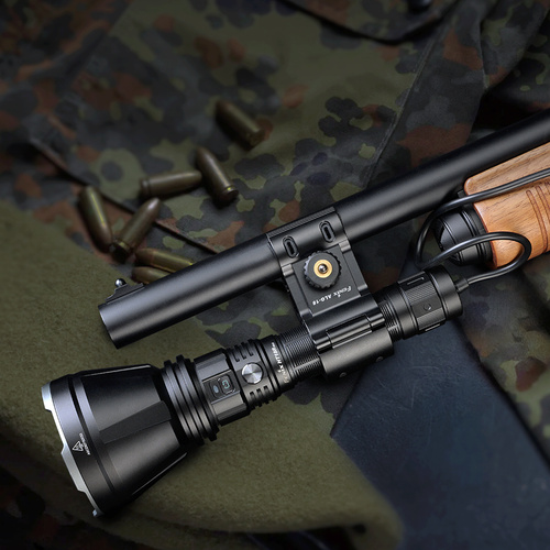 Fenix - LED tactical flashlight - 3700 lm - 268,000 cd - HT18R.11112