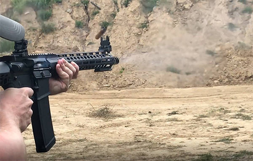 UTG - AR15 Pro Stubby Muzzle Brake - .223 / 5.56 mm - 1.75'' - TLUMD01