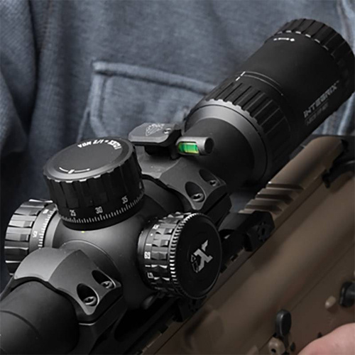 Leapers - Accu-Sync 34 mm Mounting Bracket with Level - Black - MT-RTR4