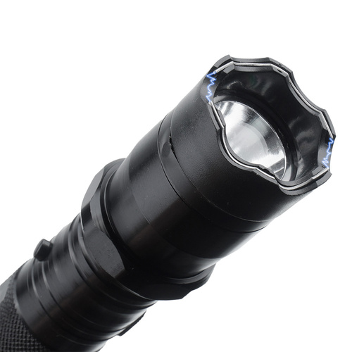 Guard - Tornado Rechargeable LED Flashlight With Stun Gun - 800 000 V - 110 lm - Black - YC-1101
