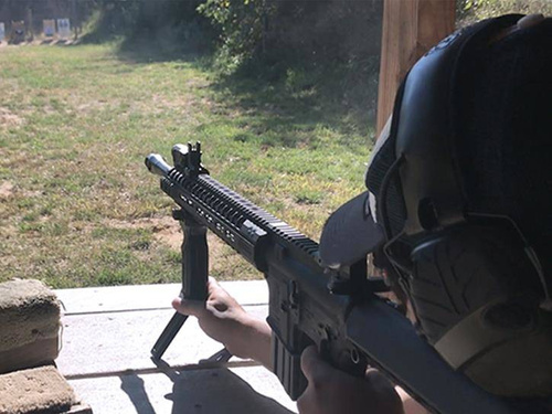 Leapers - Bipod / UTG® D Grip® Forward Grip - Picatinny - Black - MNT-DG02Q