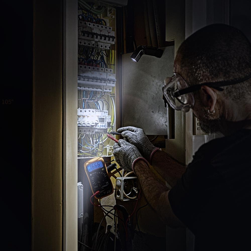 Fenix - WT25R LED Flashlight with 3400 mAh Rechargeable Battery - 1000 Lumens