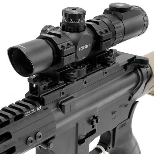 Leapers - Riser UTG Super Slim 13 Slot - 0,83" - Black - MT-RSX8L