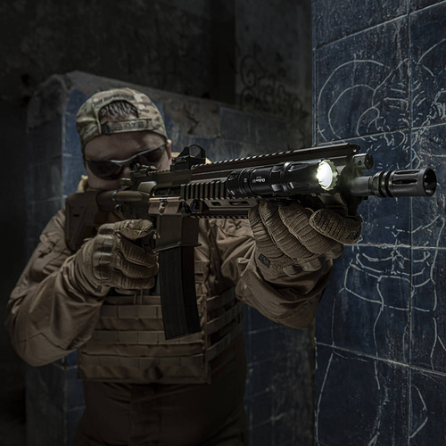 Olight - Tactical Weapon LED Light Odin - 2000 lumens- Black