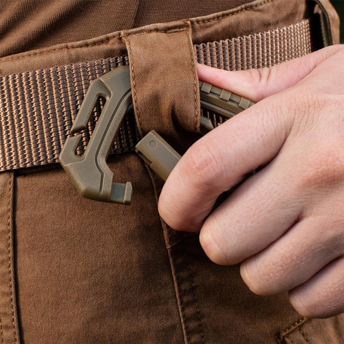 M-Tac - Tactical Carabiner - Coyote - MTC-TCTCRBNR-COY