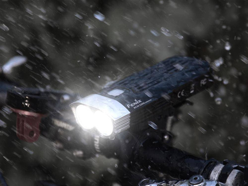 Fenix - LED bicycle flashlight - 2200 Lumen - Black - BC30 V2.0