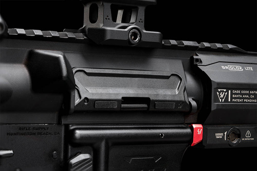 Strike Industries - Overmolded Ultimate Dust Cover for .223/5.56 mm- Black - SI-AR-OMUDC-223-BK