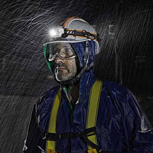 Fenix - LED Headlamp 25R V2.0 with 5000 mAh Battery - 1600 lumens - HP25R V2.0