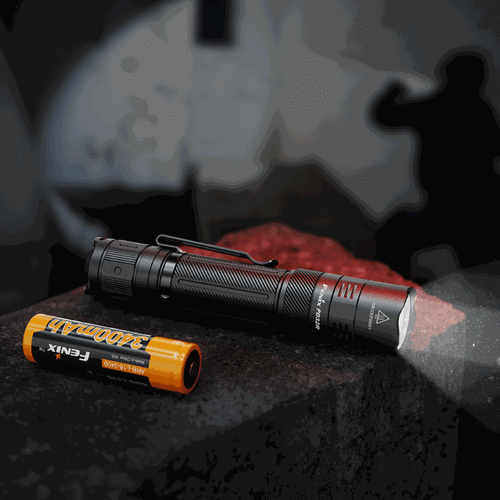 Fenix - Tactical Flashlight PD32R LED with 3400 mAh Battery - 1400 lm - Black - PD32R