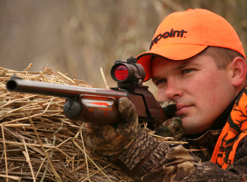 Aimpoint - CompC3 Red Dot with Picatinny Mount - 2 MOA -11421