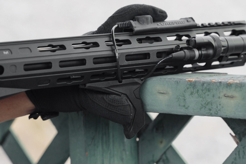 Strike Industries - Link Angled HandStop with Cable Management System - M-LOK / KeyMod - Black - SI-AR-HSFG-BK