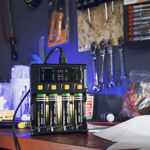 Armytek - Charger Uni C4 - Car Adapter - A04501C