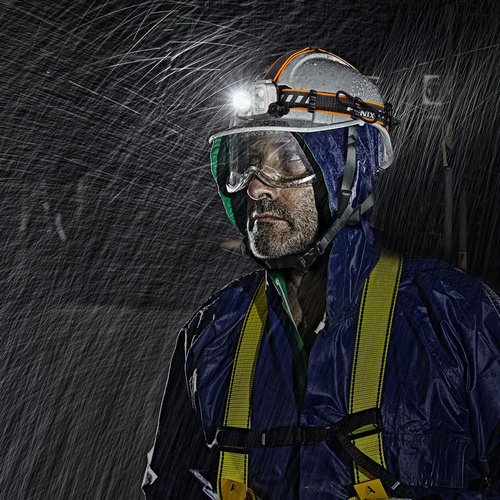 Fenix - LED Headlamp 16R with 3000 mAh Battery - 1250 lumens - HP16R