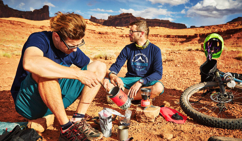 LyoFood - Lyo Expedition Freeze-Dried Ration - Fig and Berry Oatmeal - 300g - KE-S02W-AB16