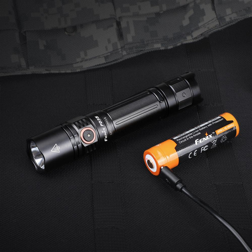 Fenix - Tactical LED Flashlight Rechargeable - 1700 Lumens - 2600 mAh - Black - PD35 V3.0