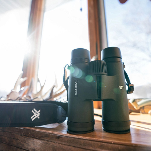 Vortex Optics - Triumph HD 10x42 Hunting Binoculars - Black - TRI-1042